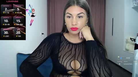 Lina Sparks online show from October 2025 11:58:02 AM