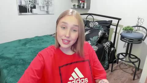 Lina online show from January 2025 03:18:01 PM