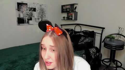 Lina online show from March 2025 12:54:02 AM