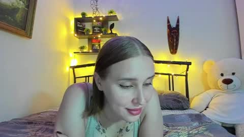 Lina online show from July 2026 09:06:01 PM