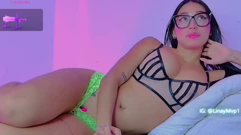 Snapshot of linaymvp chatting on January 2026 08:58:01 PM LINAY And VALENTINA - INSTAGRAM LINAY MVP online show from January 2026 08:58:01 PM