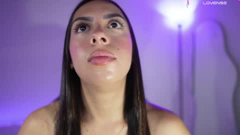 Lincy Rios  online show from April 2026 06:43:02 PM