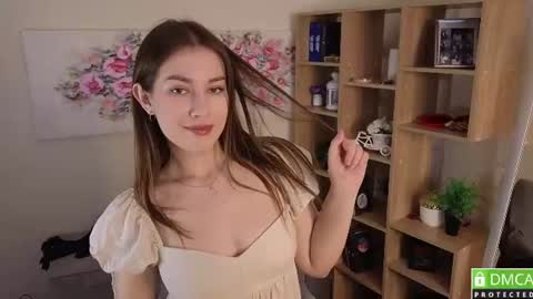 Snapshot of linda__williams chatting on July 2026 10:18:02 AM Mia online show from July 2026 10:18:02 AM