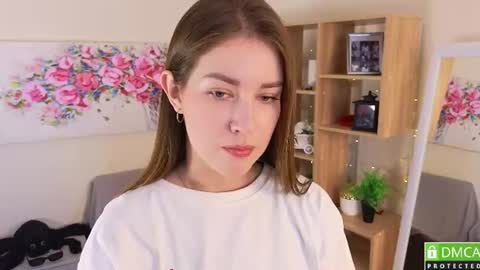 Snapshot of linda__williams chatting on July 2026 09:05:02 AM Mia online show from July 2026 09:05:02 AM