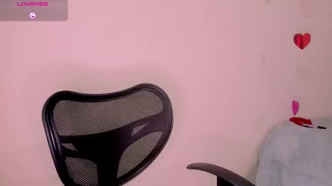 Alana online show from February 2025 12:25:01 AM