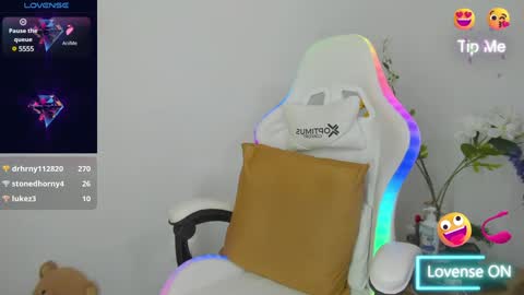 Snapshot of linda_crawford1 chatting on January 2025 10:42:01 PM Linda online show from January 2025 10:42:01 PM