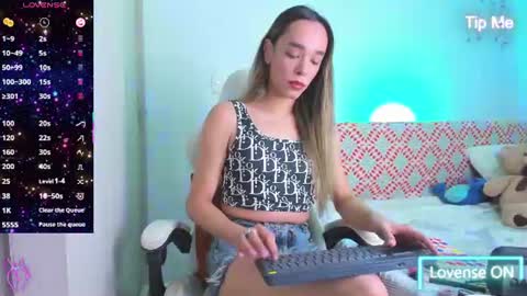 Linda online show from June 2026 05:01:02 AM