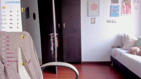 Giggles  online show from January 2025 01:41:02 PM