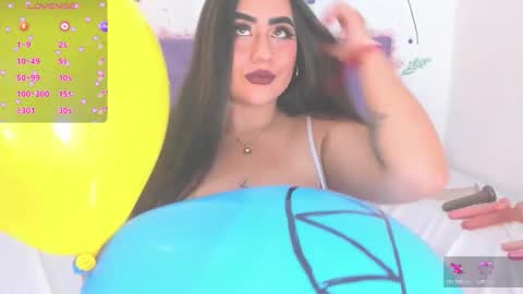 Snapshot of linda_jay_ chatting on November 2025 03:34:02 PM Linda online show from November 2025 03:34:02 PM