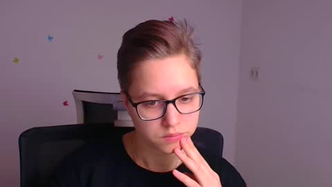 Linda online show from February 2025 12:13:02 PM