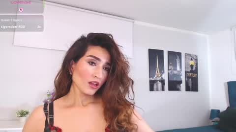 Maria Paula online show from April 2026 12:14:02 PM