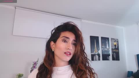 Maria Paula online show from April 2026 12:13:01 PM