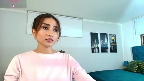 Maria Paula online show from May 2026 12:21:01 PM