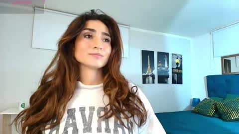 Maria Paula online show from May 2026 12:10:02 PM