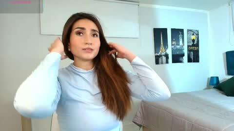 Maria Paula online show from May 2026 12:11:01 PM