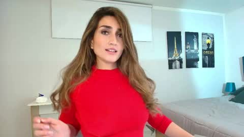 Maria Paula online show from May 2026 12:23:02 PM