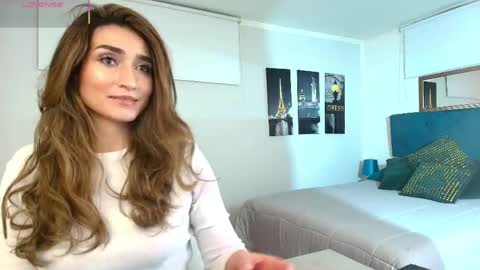 Maria Paula online show from May 2026 12:20:01 PM