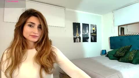 Maria Paula online show from June 2026 10:37:02 AM