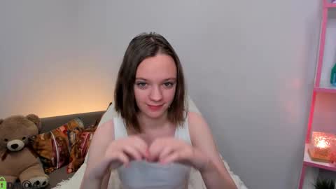 Snapshot of lindaa_bell chatting on December 2025 01:22:02 AM My real name is Olivia online show from December 2025 01:22:02 AM