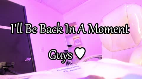 Snapshot of lindaa_miller chatting on January 2025 09:45:01 AM linda miller online show from January 2025 09:45:01 AM