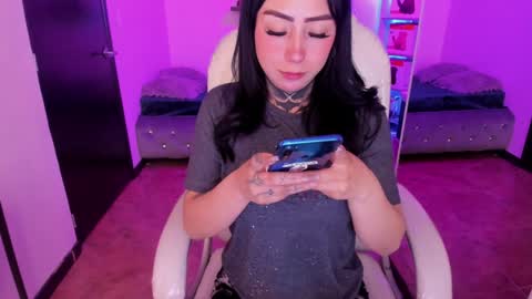 Snapshot of lindaa_miller chatting on January 2025 01:33:01 AM linda miller online show from January 2025 01:33:01 AM