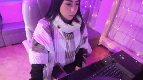 Snapshot of lindaa_miller chatting on February 2025 11:19:02 AM linda miller online show from February 2025 11:19:02 AM