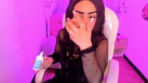 Snapshot of lindaa_miller chatting on March 2025 02:21:01 AM linda miller online show from March 2025 02:21:01 AM