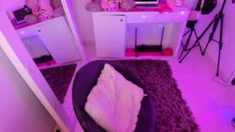 Snapshot of lindaa_miller chatting on October 2025 03:56:02 AM linda miller online show from October 2025 03:56:02 AM