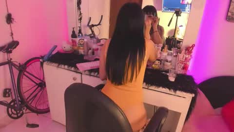 Snapshot of lindaa_miller chatting on March 2026 07:15:01 AM linda miller online show from March 2026 07:15:01 AM