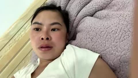 Snapshot of lindabeo chatting on May 2026 02:39:02 AM lindabeo online show from May 2026 02:39:02 AM
