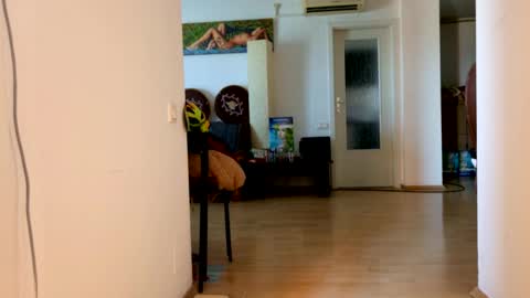 Linda online show from May 2026 06:32:01 AM