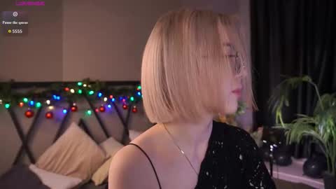 Snapshot of lindathacker chatting on January 2026 04:39:02 AM your Linda is back online show from January 2026 04:39:02 AM