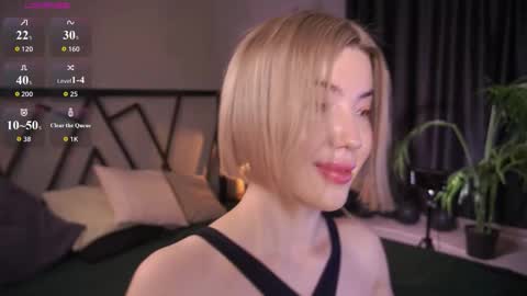 Snapshot of lindathacker chatting on February 2026 04:33:01 AM your Linda is back online show from February 2026 04:33:01 AM