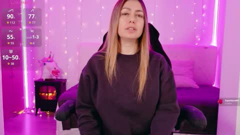 Linda  --  online show from February 2026 09:55:01 PM