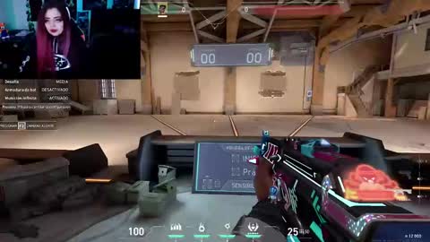 Snapshot of linddamortt chatting on December 2024 10:08:02 PM CatalinaANIDEA online show from December 2024 10:08:02 PM