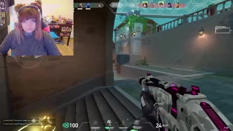 Snapshot of linddamortt chatting on February 2025 02:58:01 AM CatalinaANIDEA online show from February 2025 02:58:01 AM