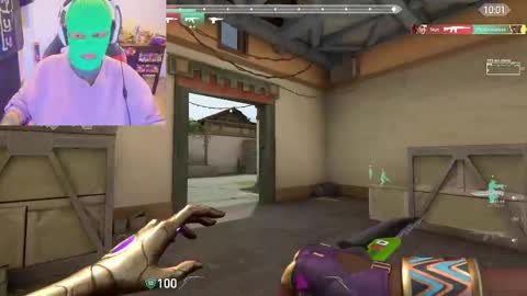 Snapshot of linddamortt chatting on February 2025 01:58:02 AM CatalinaANIDEA online show from February 2025 01:58:02 AM