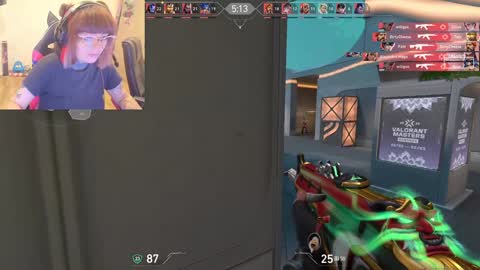 Snapshot of linddamortt chatting on February 2025 01:32:01 AM CatalinaANIDEA online show from February 2025 01:32:01 AM