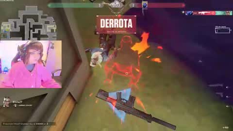 Snapshot of linddamortt chatting on February 2025 12:32:01 AM CatalinaANIDEA online show from February 2025 12:32:01 AM