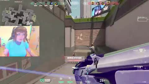 Snapshot of linddamortt chatting on February 2025 03:37:01 AM CatalinaANIDEA online show from February 2025 03:37:01 AM