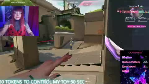 Snapshot of linddamortt chatting on October 2025 12:44:02 AM CatalinaANIDEA online show from October 2025 12:44:02 AM