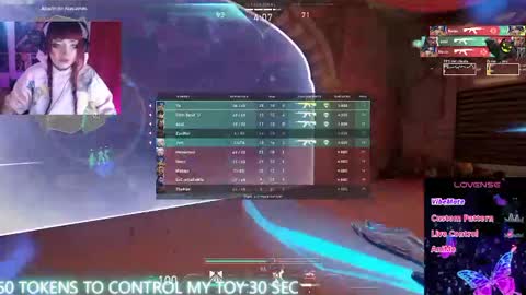 Snapshot of linddamortt chatting on October 2025 12:24:01 AM CatalinaANIDEA online show from October 2025 12:24:01 AM