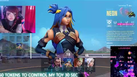 Snapshot of linddamortt chatting on October 2025 10:21:01 PM CatalinaANIDEA online show from October 2025 10:21:01 PM