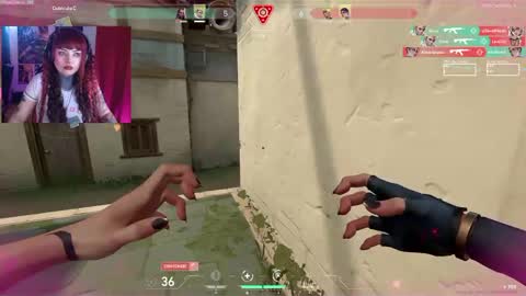 Snapshot of linddamortt chatting on October 2025 12:27:01 AM CatalinaANIDEA online show from October 2025 12:27:01 AM