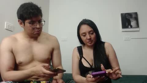 Snapshot of lindsay_n_maik chatting on November 2025 10:42:01 PM Lindsay N Maik online show from November 2025 10:42:01 PM