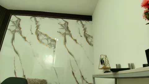  Lindsey  online show from February 2026 12:04:02 PM