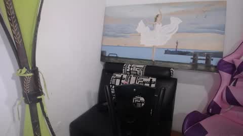 lindsey_2023 online show from January 2025 06:59:01 PM