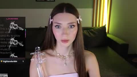 Lindsey online show from June 2026 09:52:02 PM