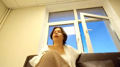 Snapshot of lindseyrudisell chatting on June 2026 07:04:02 PM Linda online show from June 2026 07:04:02 PM