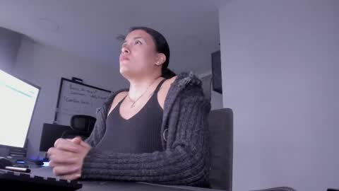 Lindsy online show from February 2025 10:18:01 PM